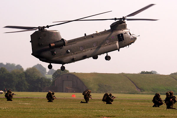 raf chinook - troops