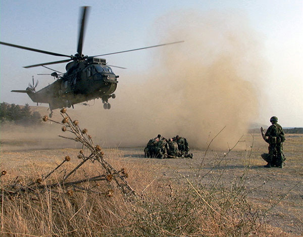 commando helicopter force sea king