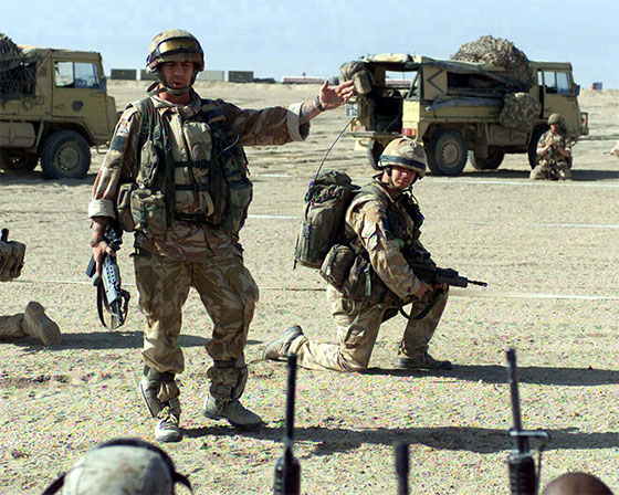 Parachute Regiment - kuwait - Vehicle Checkpoint Photo (3)