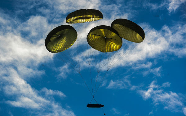 rib under parachutes