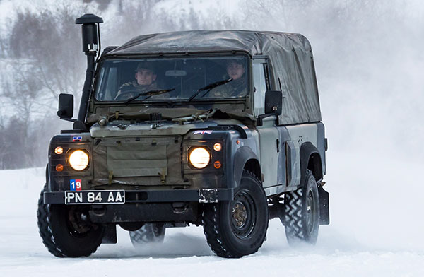 Winterised Land Rover TUM